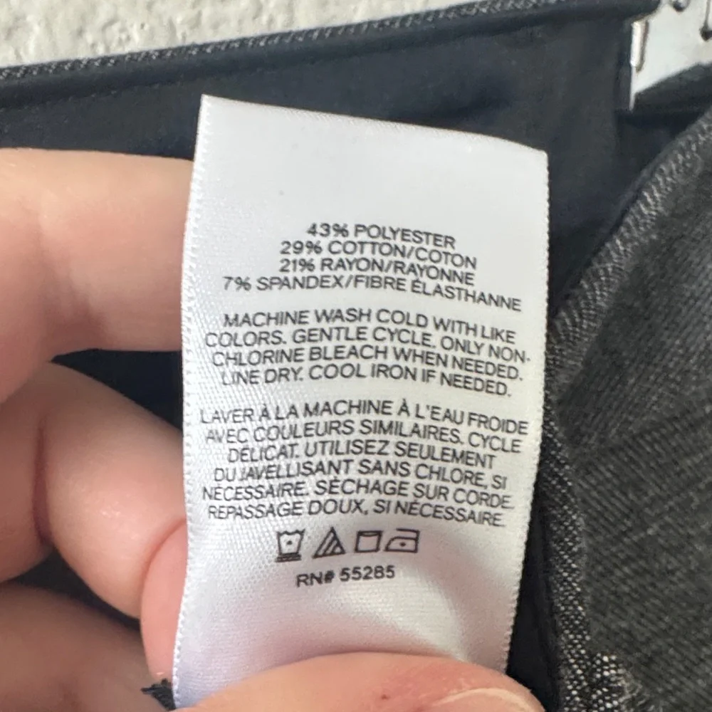 Women’s Express Cropped Skinny High Rise Gray Pants - Picture 7 of 8